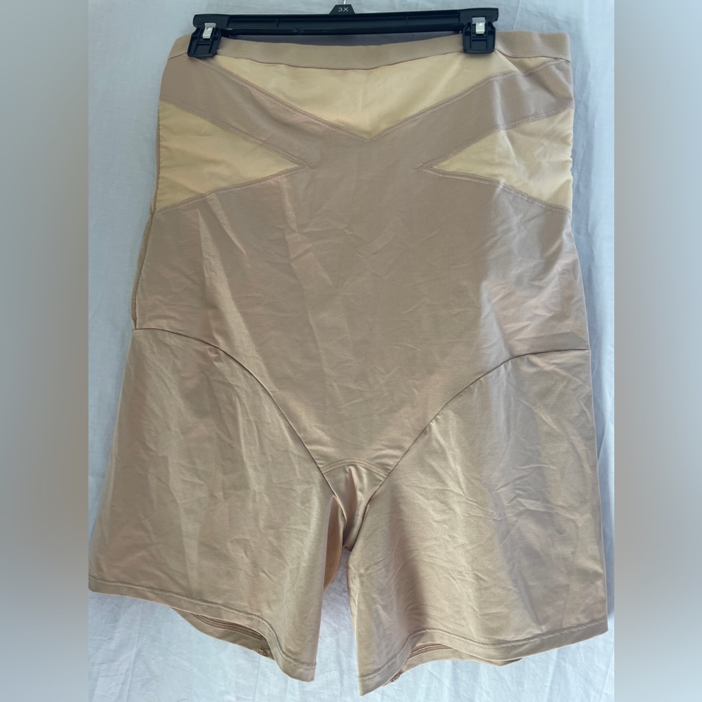 Cacique Ultra High-Waist Thigh Shaper size 22/24